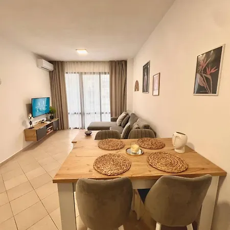 Essence Living By Adriatic Living