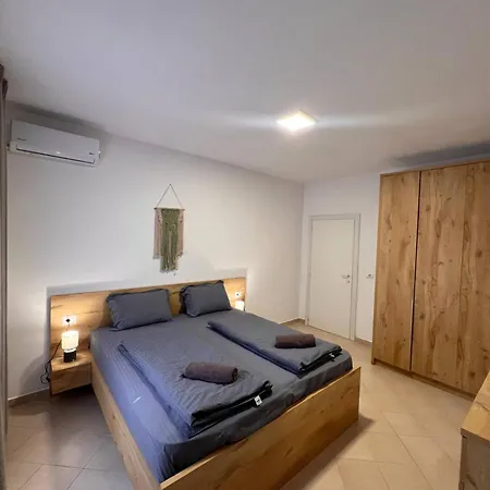 Essence Living By Adriatic Living Lejlighed Durrës