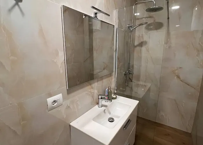Essence Living By Adriatic Living * Дуррес