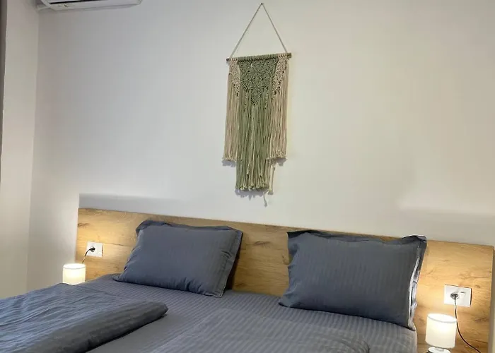 Апартаменты Essence Living By Adriatic Living Дуррес