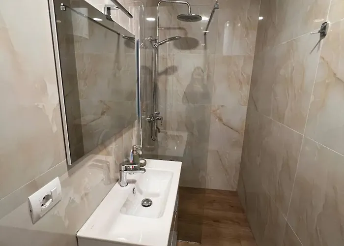 Essence Living By Adriatic Living * Дуррес